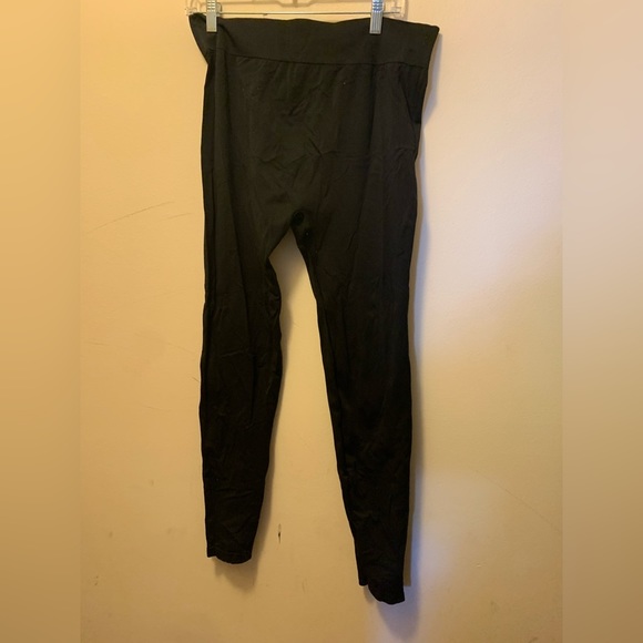 LA Image Stretchy Black Leggings Women’s Size 2XL - Picture 1 of 3